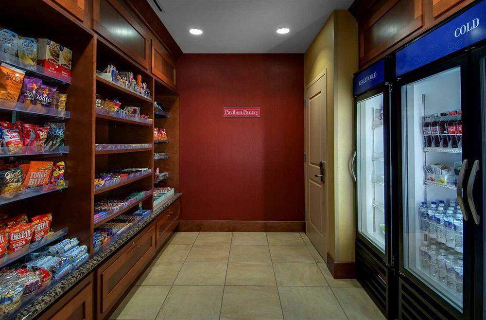 Hilton Garden Inn Milwaukee Airport Einrichtungen foto