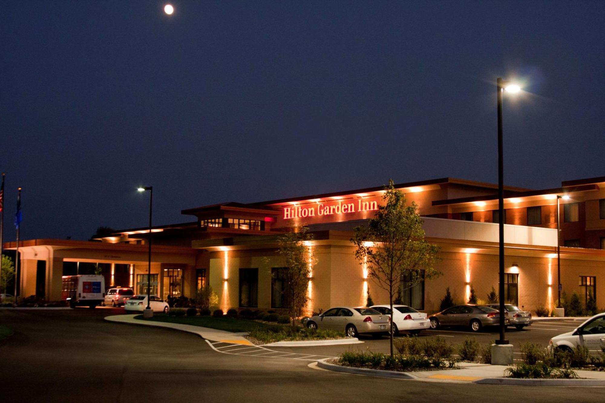 Hilton Garden Inn Milwaukee Airport Exterior foto